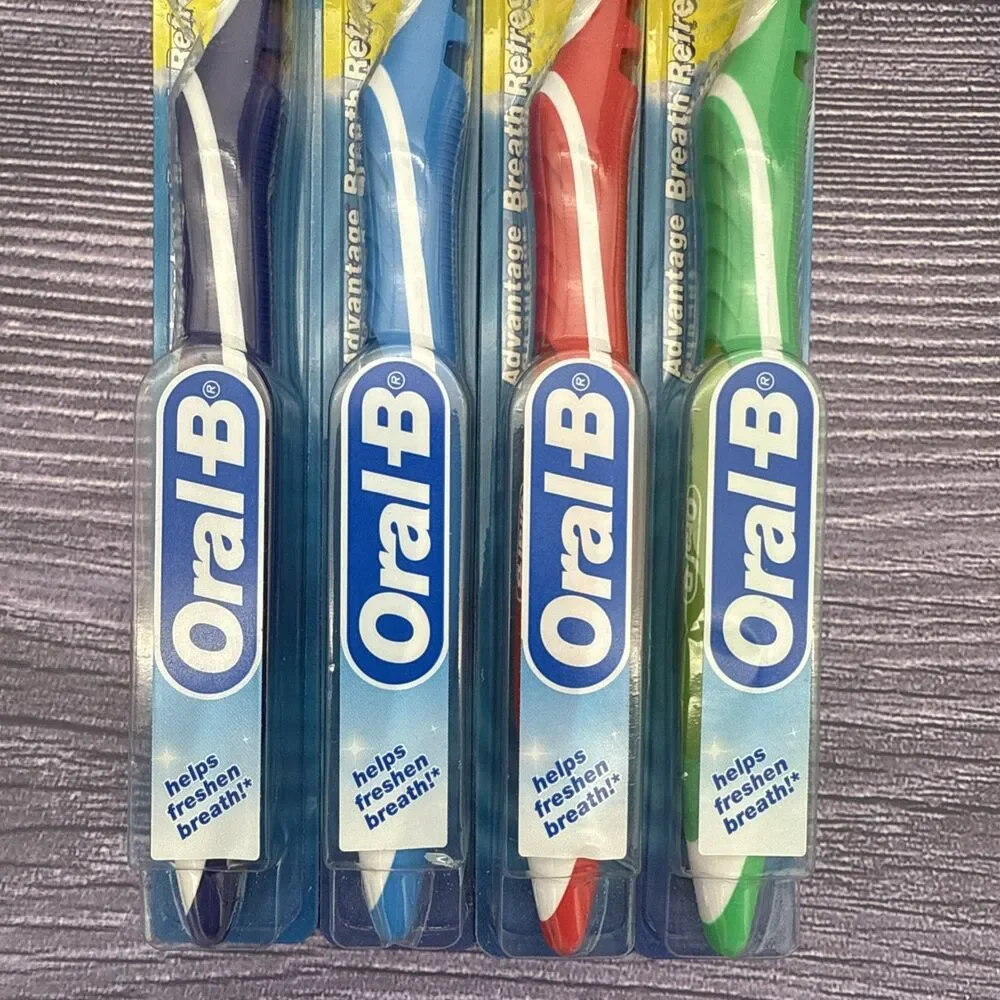 4 LOT Oral-B Advantage Breath Refresh SOFT 50C Bristles (40) Indicator VTG USA